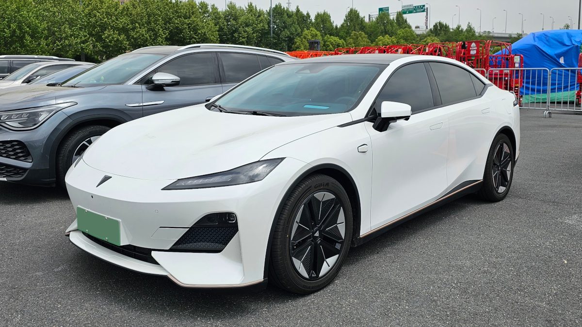 Deepal SL03 EREV — Sedan (EREV)