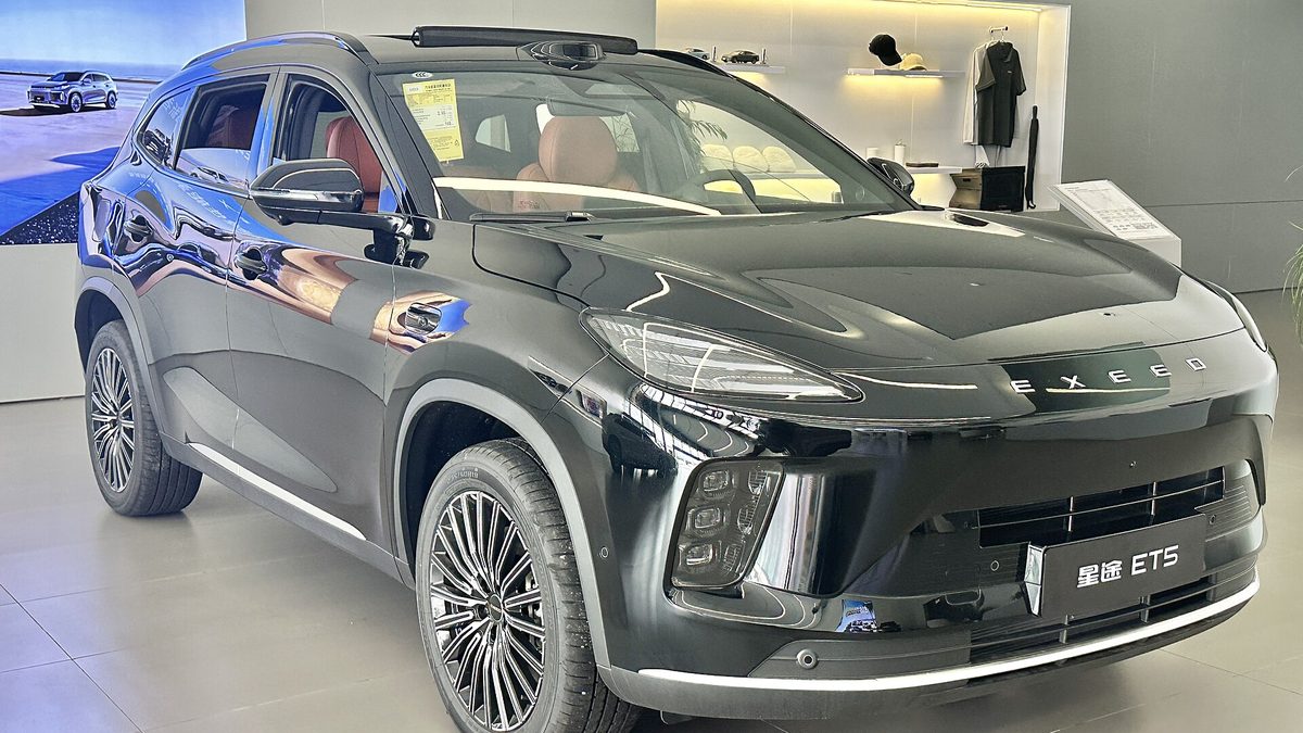 Exeed ET5 — SUV (EREV)