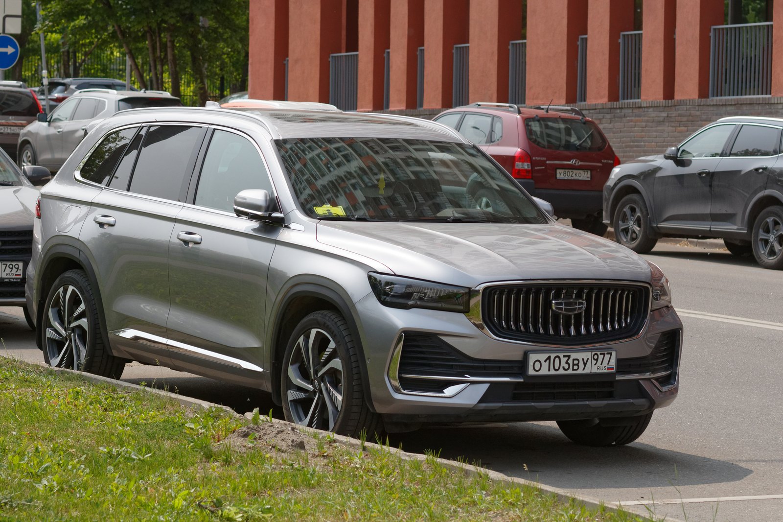 Geely Monjaro — SUV (PHEV)