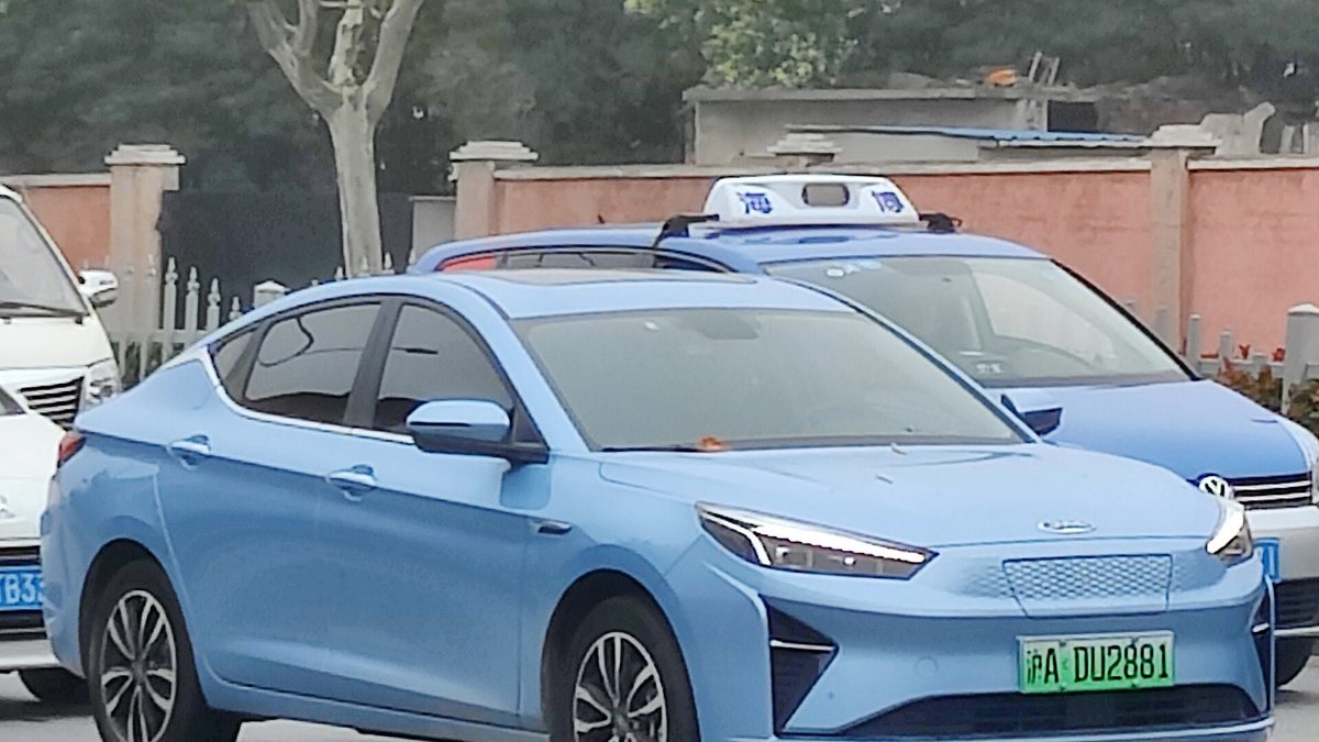 JAC iC5 — Sedan (BEV)