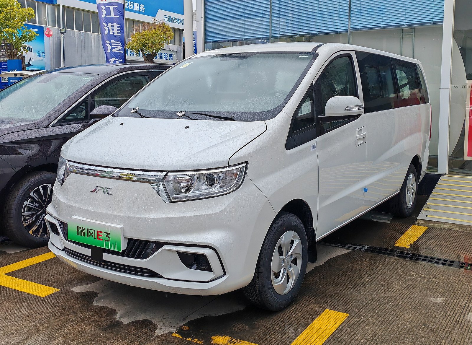JAC Refine E3 — MPV (BEV)