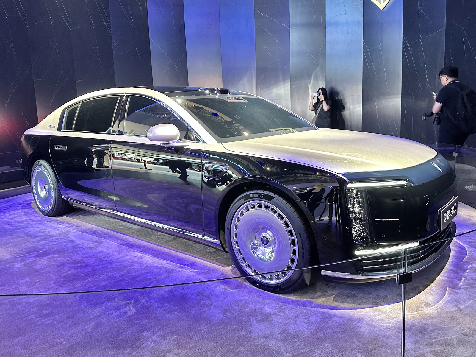 Maextro S800 — Sedan (BEV)