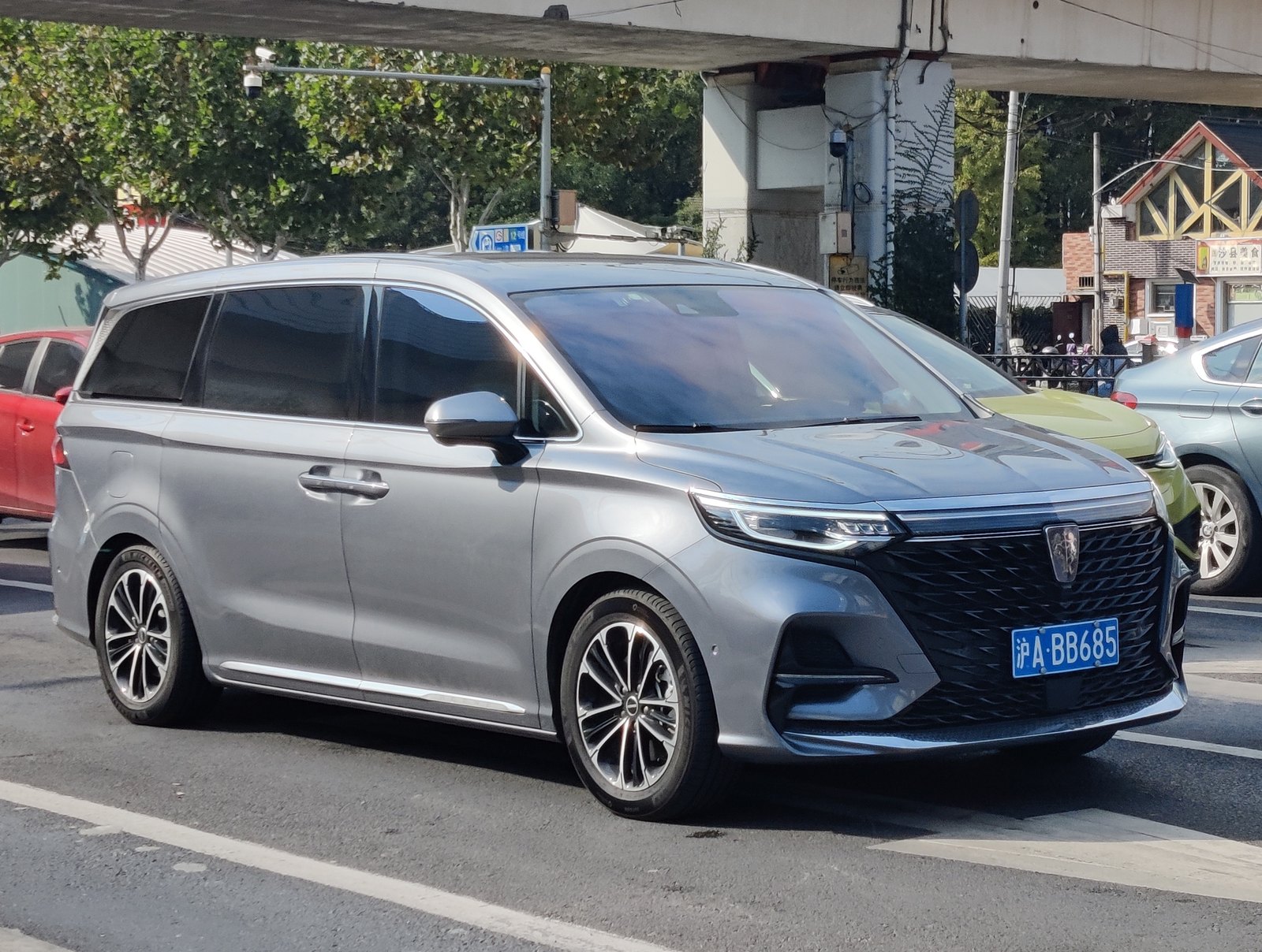 Roewe Imax8 — MPV (BEV)